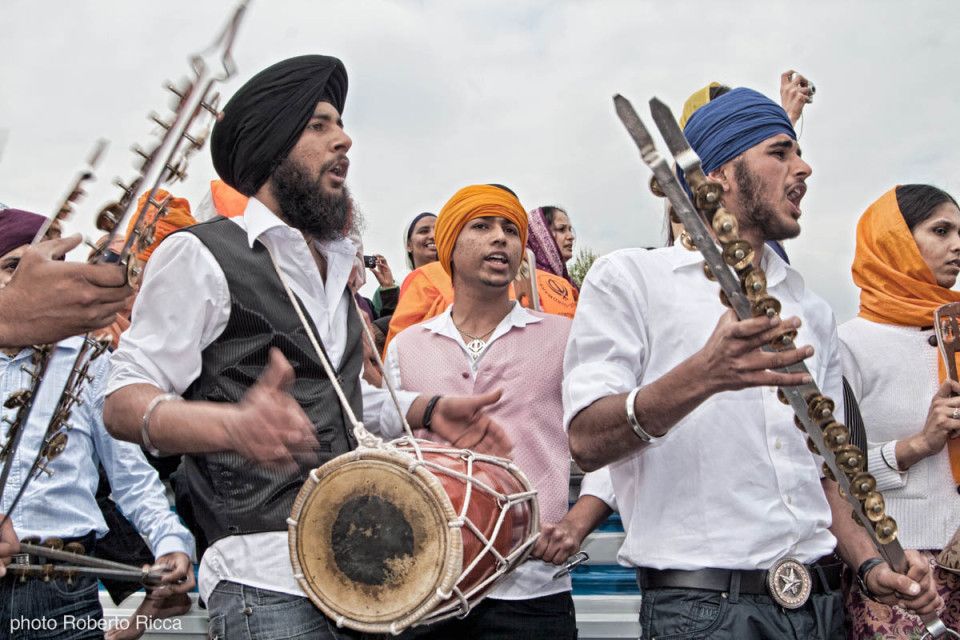 gruppo di musicisti duranet vaisakhi
